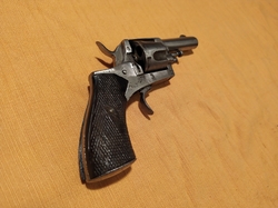 revolver typu Constabulary .38CF  na opravu