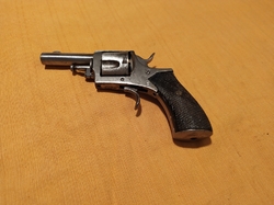 revolver typu Constabulary .38CF  na opravu