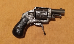 kapesní revolver Hammerles .320