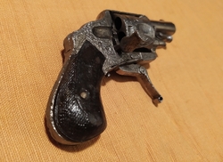 kapesní revolver Hammerles .320