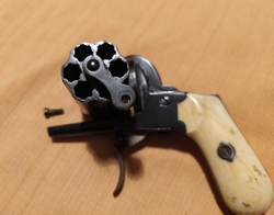 Kapesní revolver ,,Pepperbox"