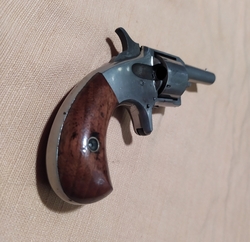 Revolver H&R Victor No.3