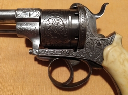 Důstojnický revolver Lefaucheux 11mm